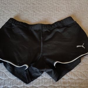 PUMA BLACK RUNNING SHORT